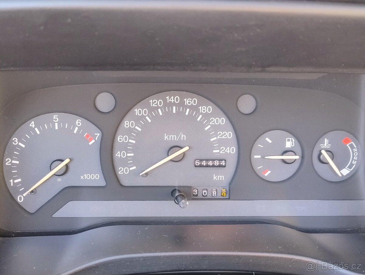 Ford Escort 1,8 16V - 12