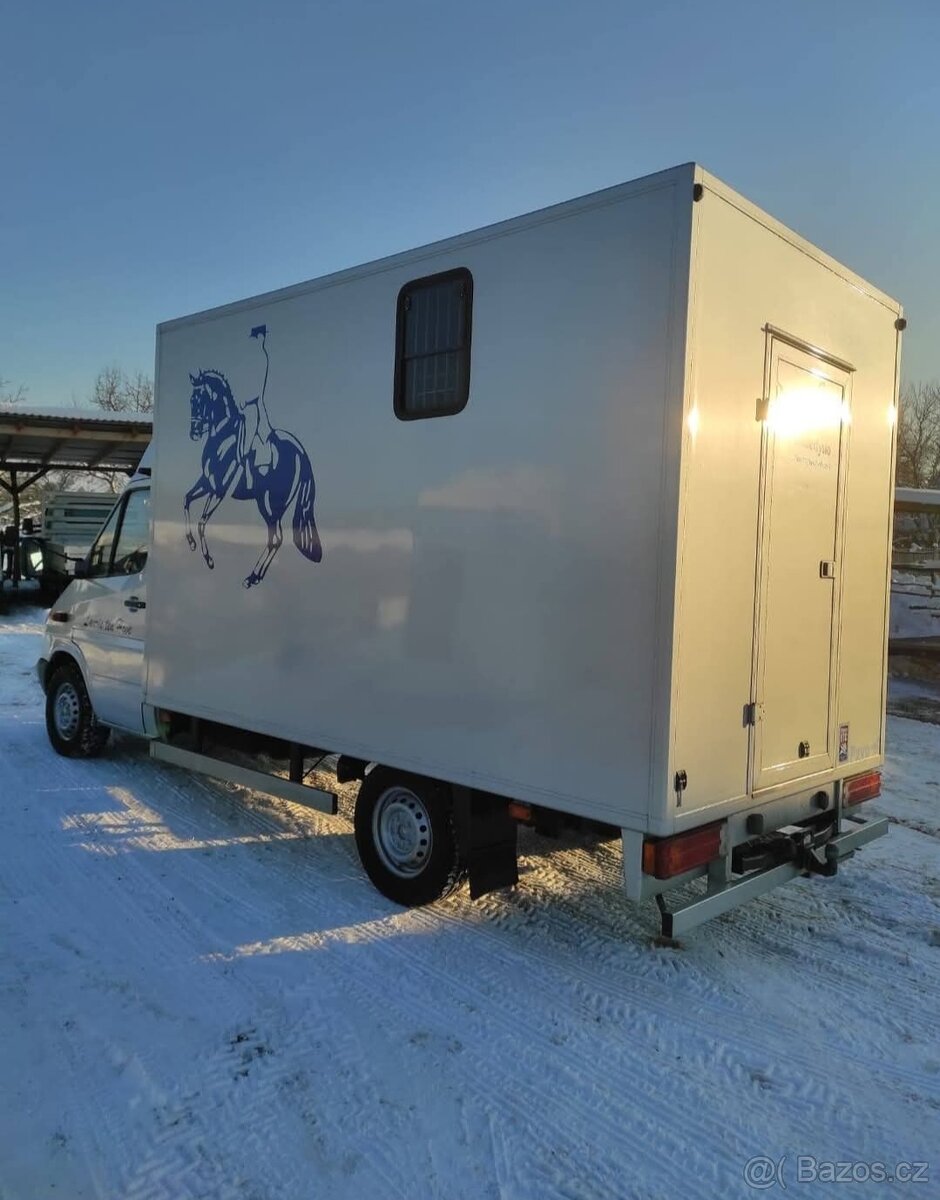 Prepravnik na kone - 12