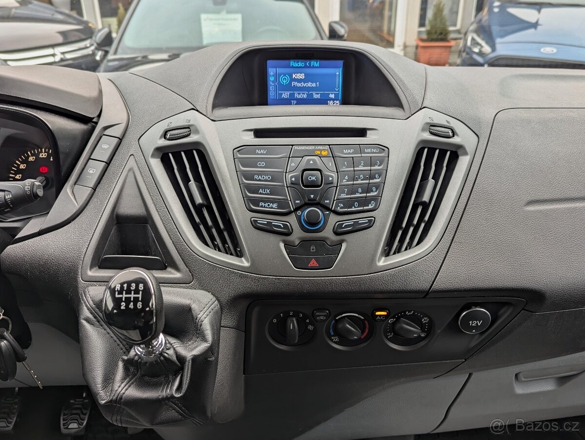 Ford Transit Custom 2.0EcoBlue ÚPRAVA PRO VOZÍČKÁŘE, LONG - 12