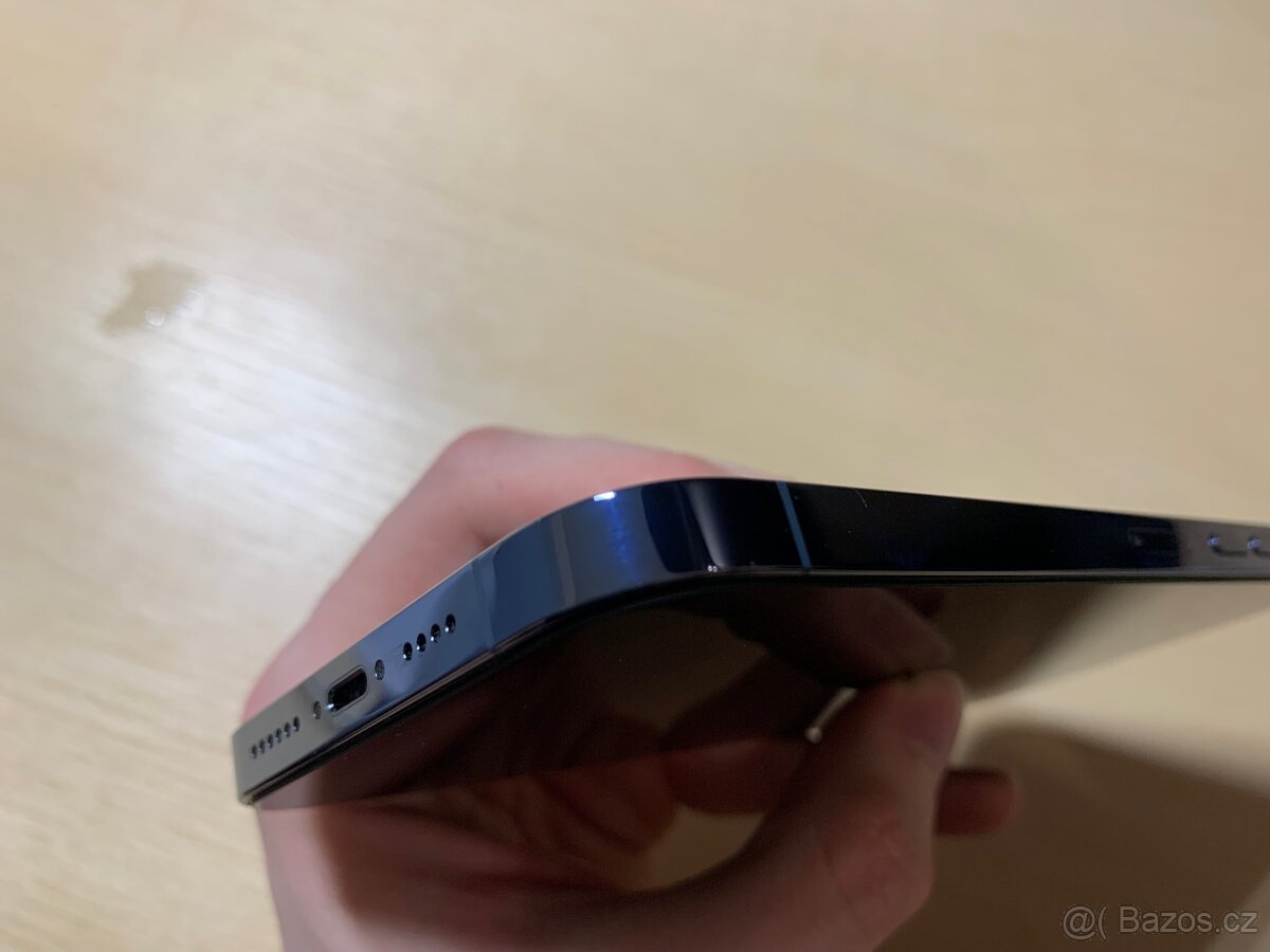 Prodám iPhone 13 Pro Max 256 GB ve výborném stavu. - 12