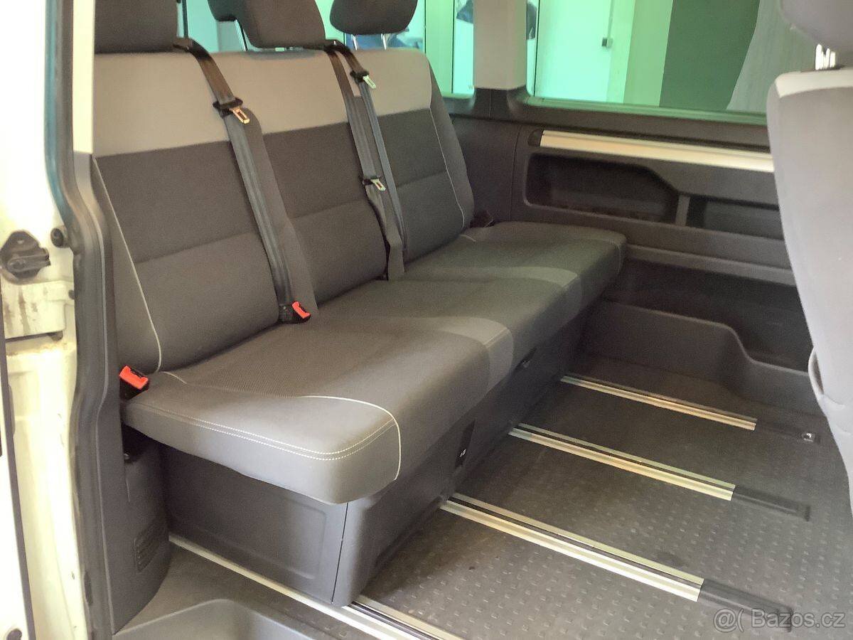 VW Multivan T5 2.0 TDI 103kW 4x4,webasto,xenon,tažné,navi. - 12