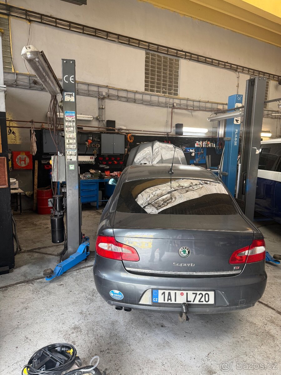 Prodam vybaveni pro autoservis - 12