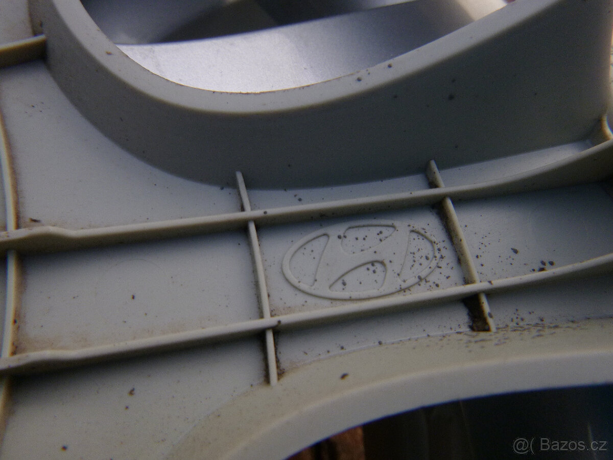 Plechové disky orig Kia Hyundai 5x114,3 6Jx15 ET46 - poklice - 12