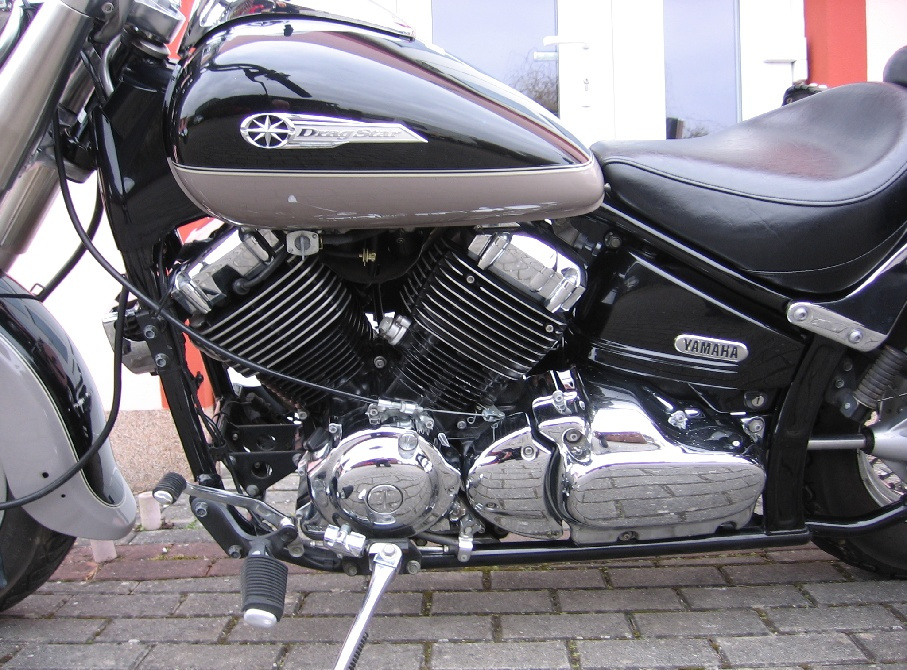 Yamaha XVS 650 Drag Star Classic - 12