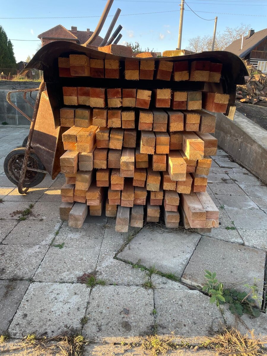 Smrkové hranoly 390x10x8 cm - 12