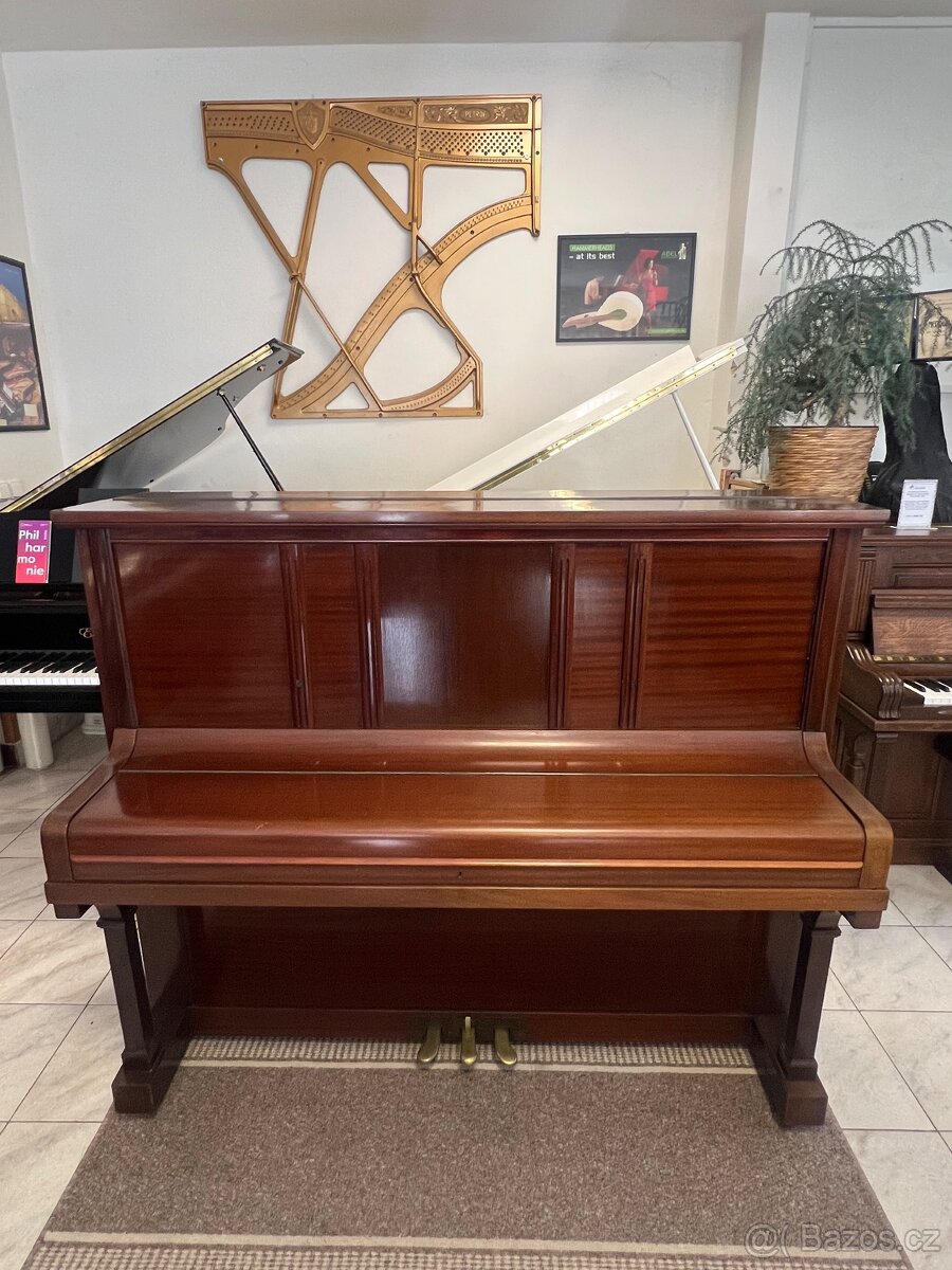 Petrof 135 v záruce, doprava zdarma, včetně židle - 12