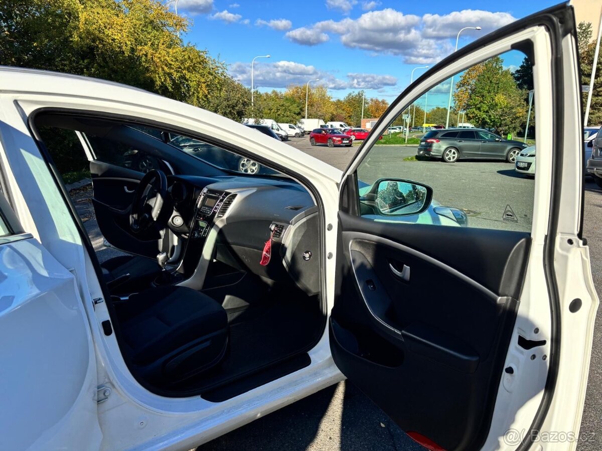 Hyundai i30, 1.6 TDI - 12
