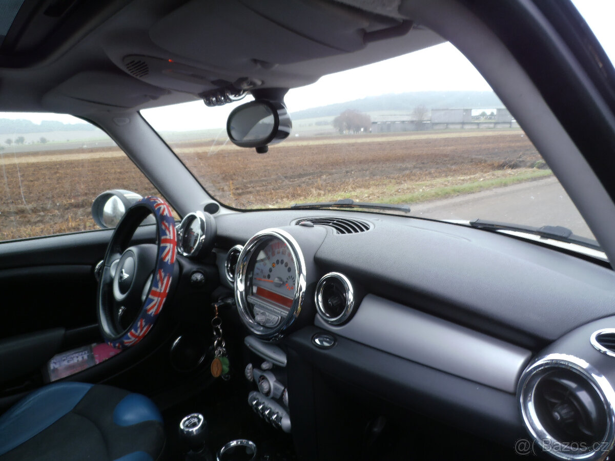 Mini Cooper Clubman 1.6 benzín /T.Z./ - 12