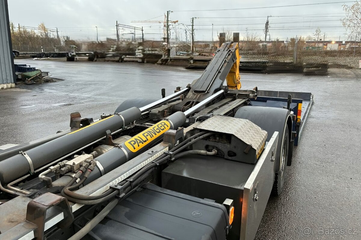 Iveco Eurocargo 140-250 4x2 nosič kontejneru - 12