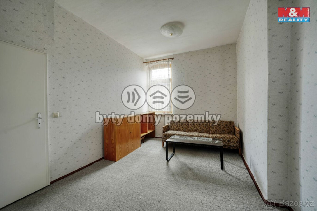 Prodám činžovní dům s obchodem a byty - 12