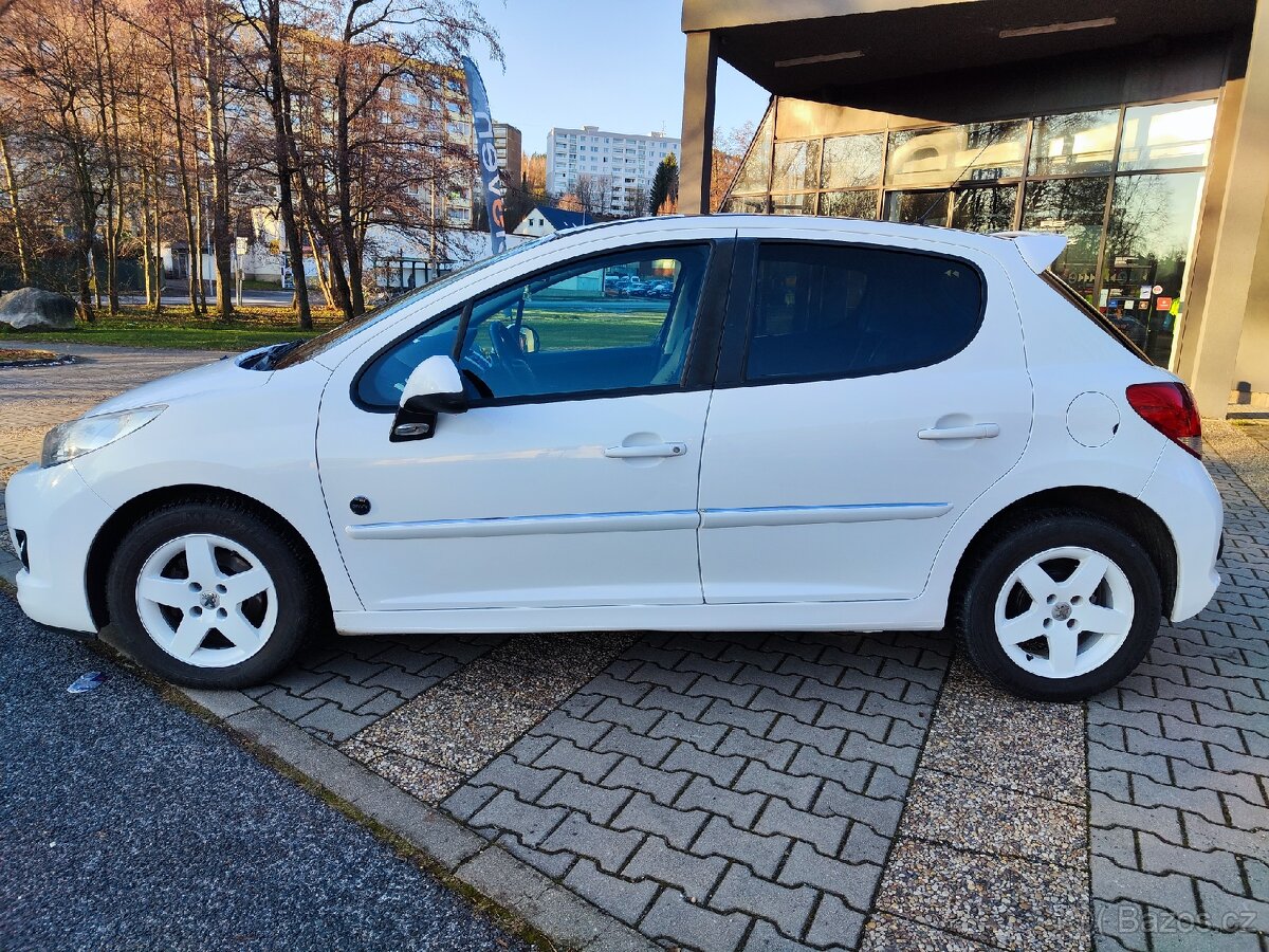 Peugeot 207 Envy Edition 1,4i, 2012, Panorama - 12