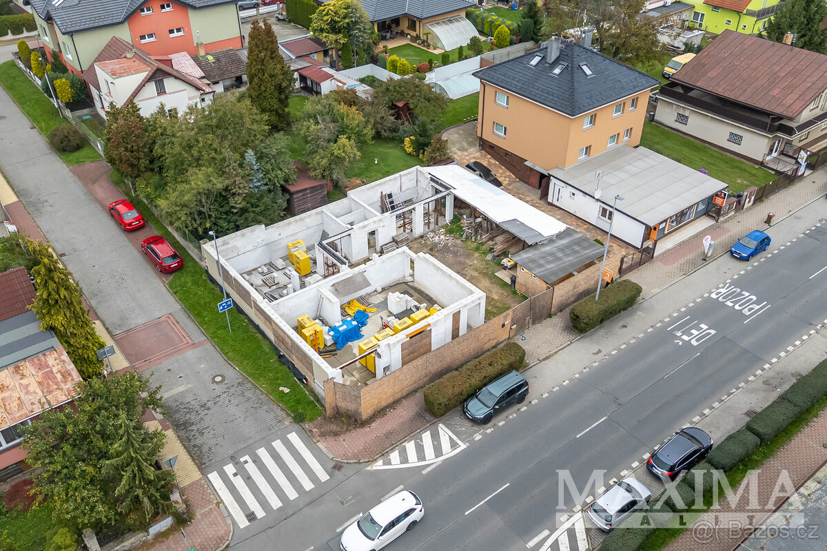 Dům 6 a více o ploše 452 m2 - Praha, Horní Počernice - 12