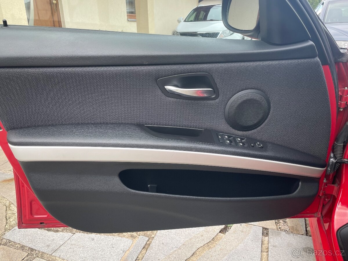 Bmw řada 3 E90 - 12