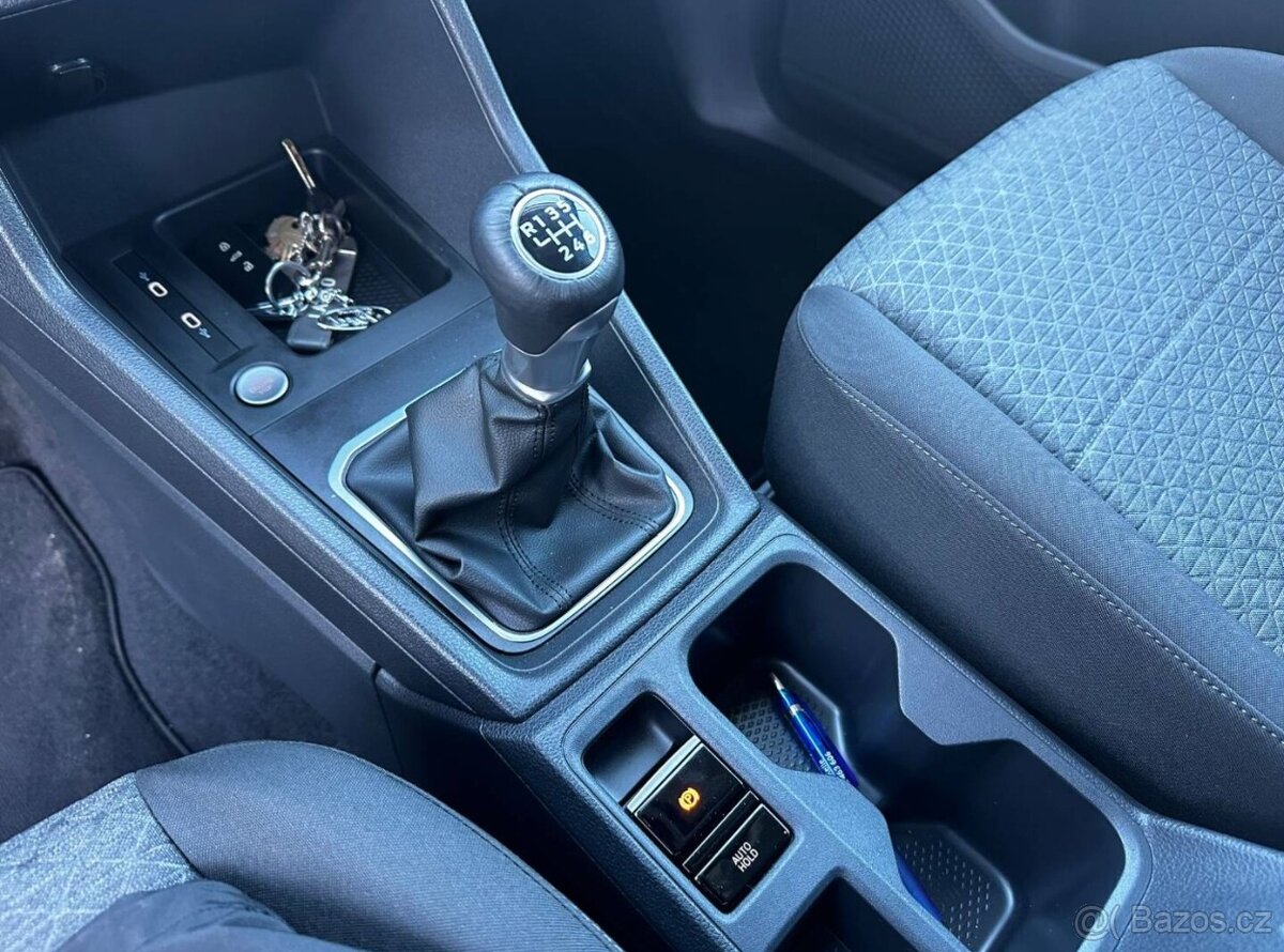 Ford Tourneo Connect - 12