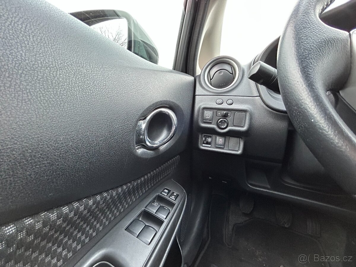 Prodám Nissan Note E12 1.2 benzín - 12