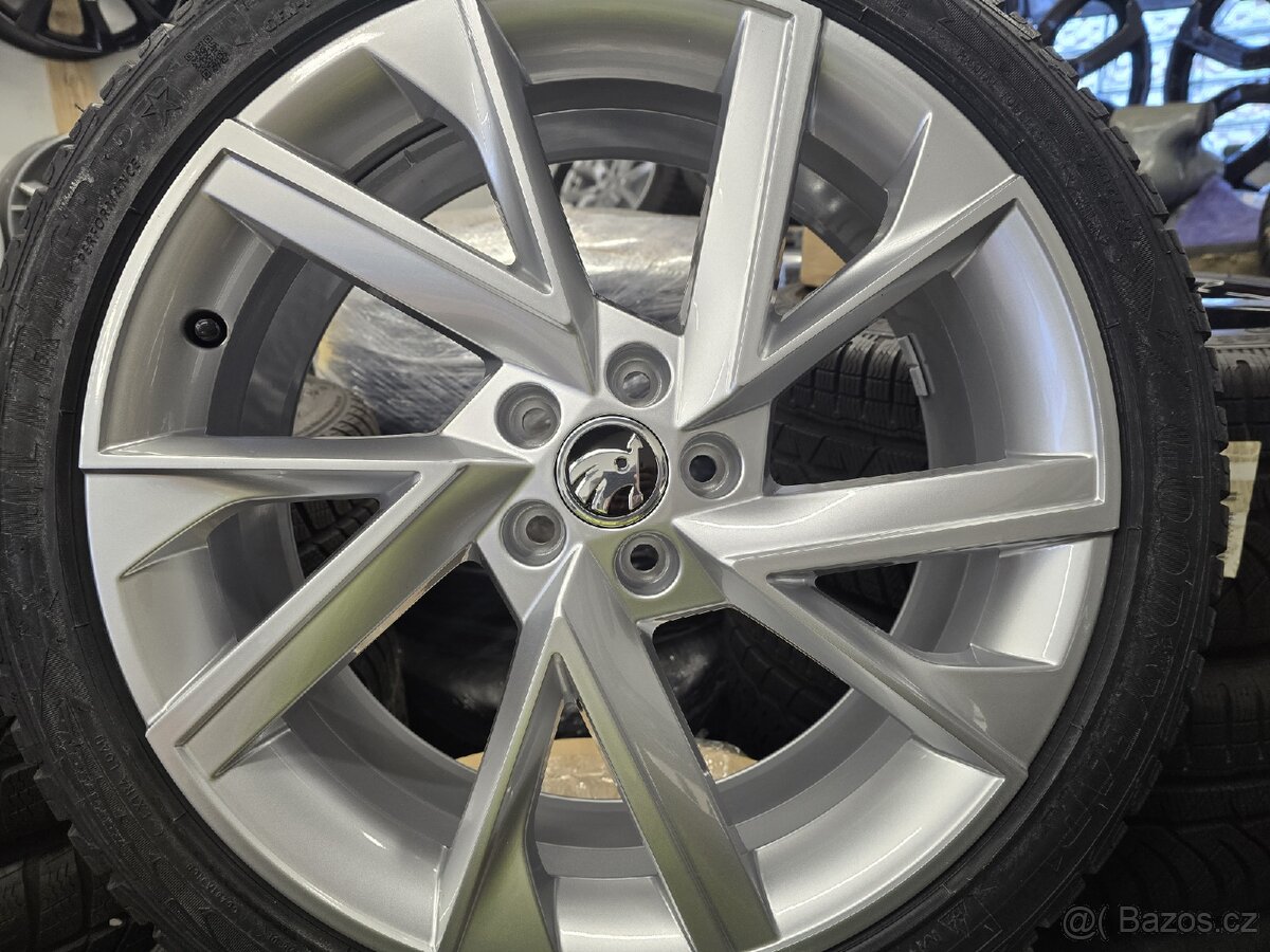 Nová zimní sada alu kol ŠKODA Scala R18 - 12