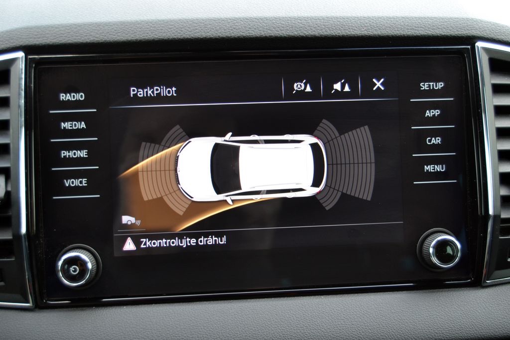 Škoda Karoq 1.5 TSI 110kW ACT Ambition TOP STAV - 12