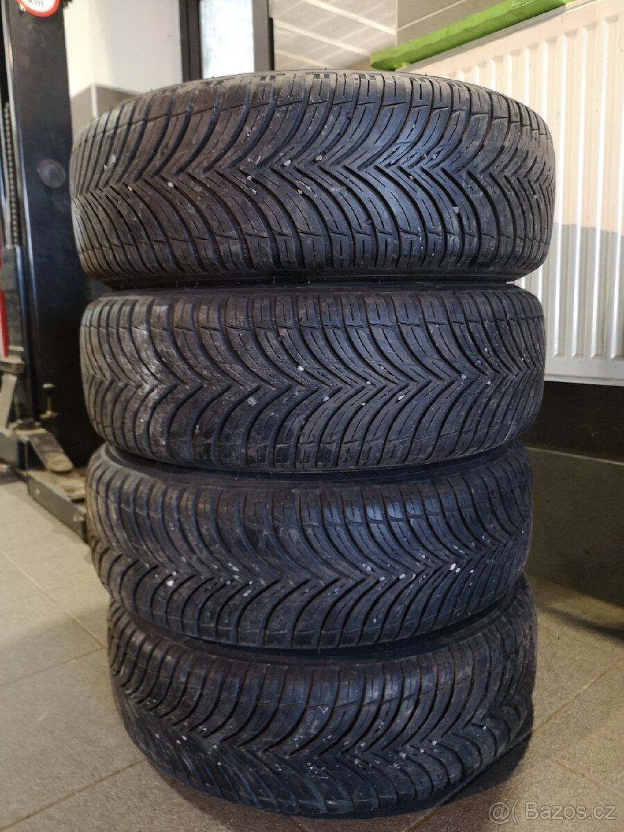 Citroen Berlingo, C4 alu + celoroční 185/65/15. - 12