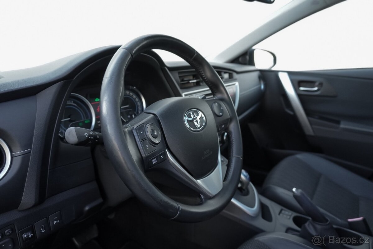 Toyota Auris 1.8i/Hybrid/Pano/NAVI/ - 12