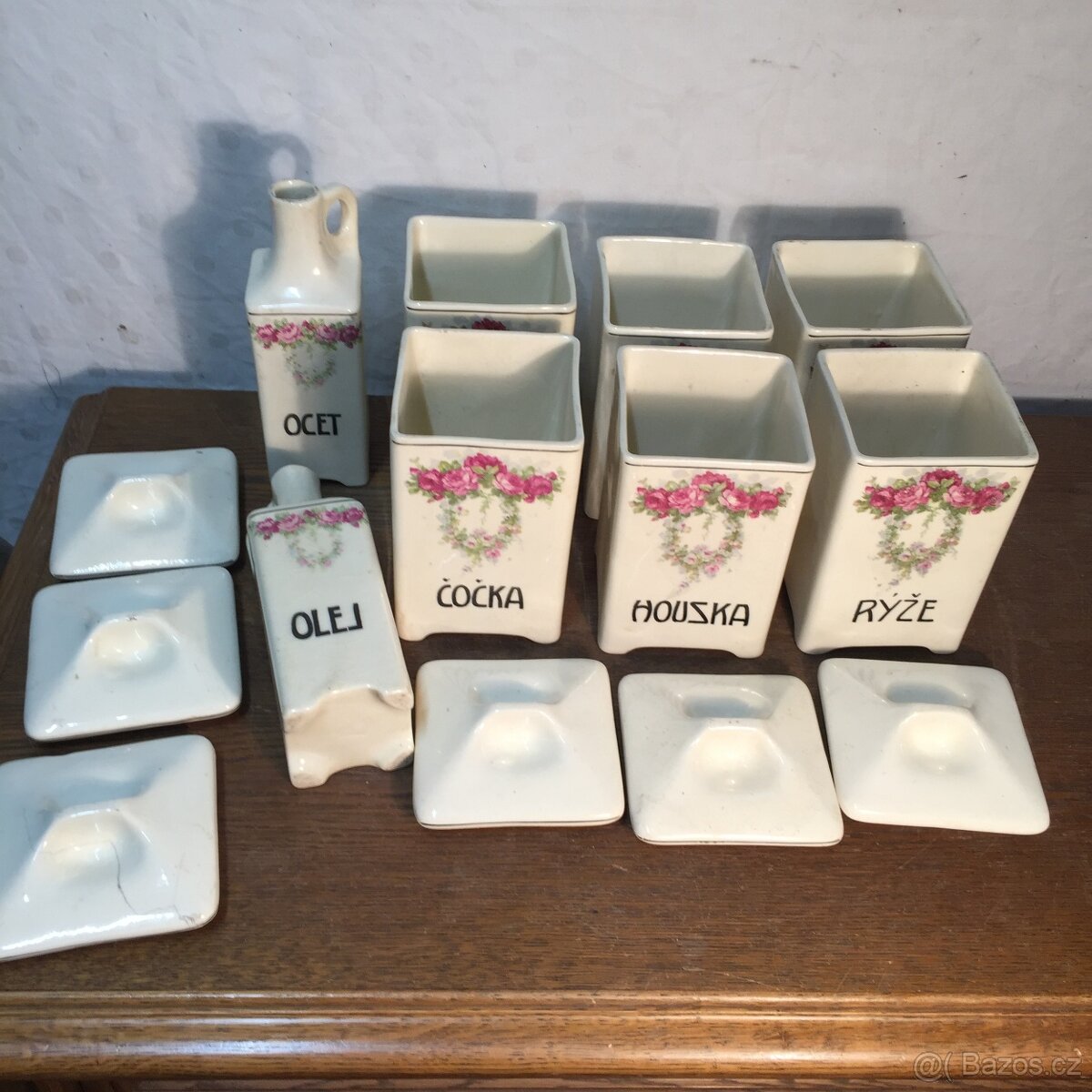 stoleté kořenky - dózy na potraviny - lahev na ocet - olej - 12