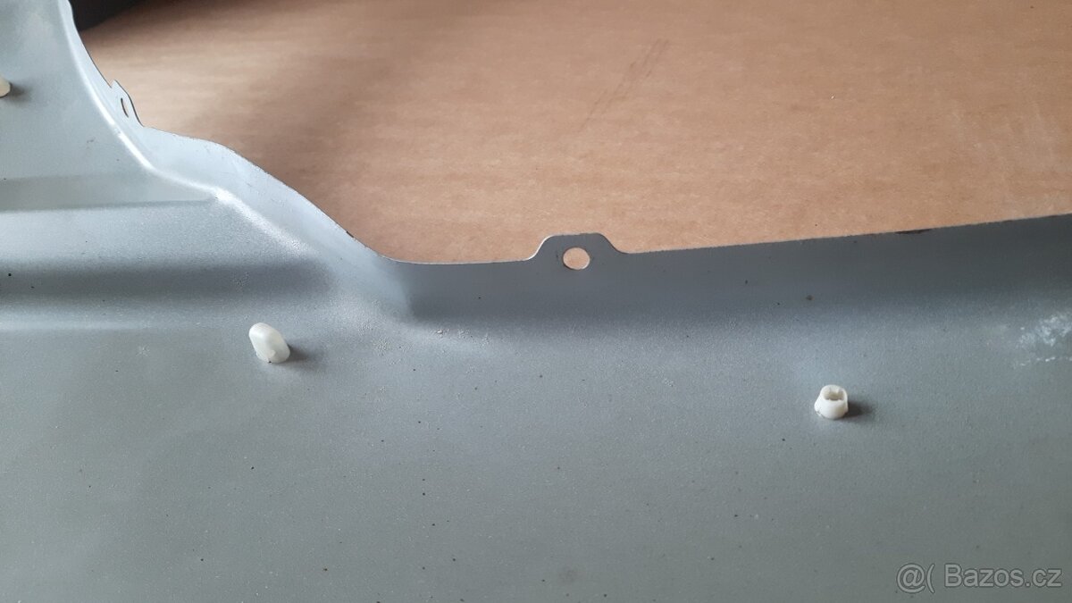 NISSAN TERRANO 2 Facelift – Blatníky přední - 12