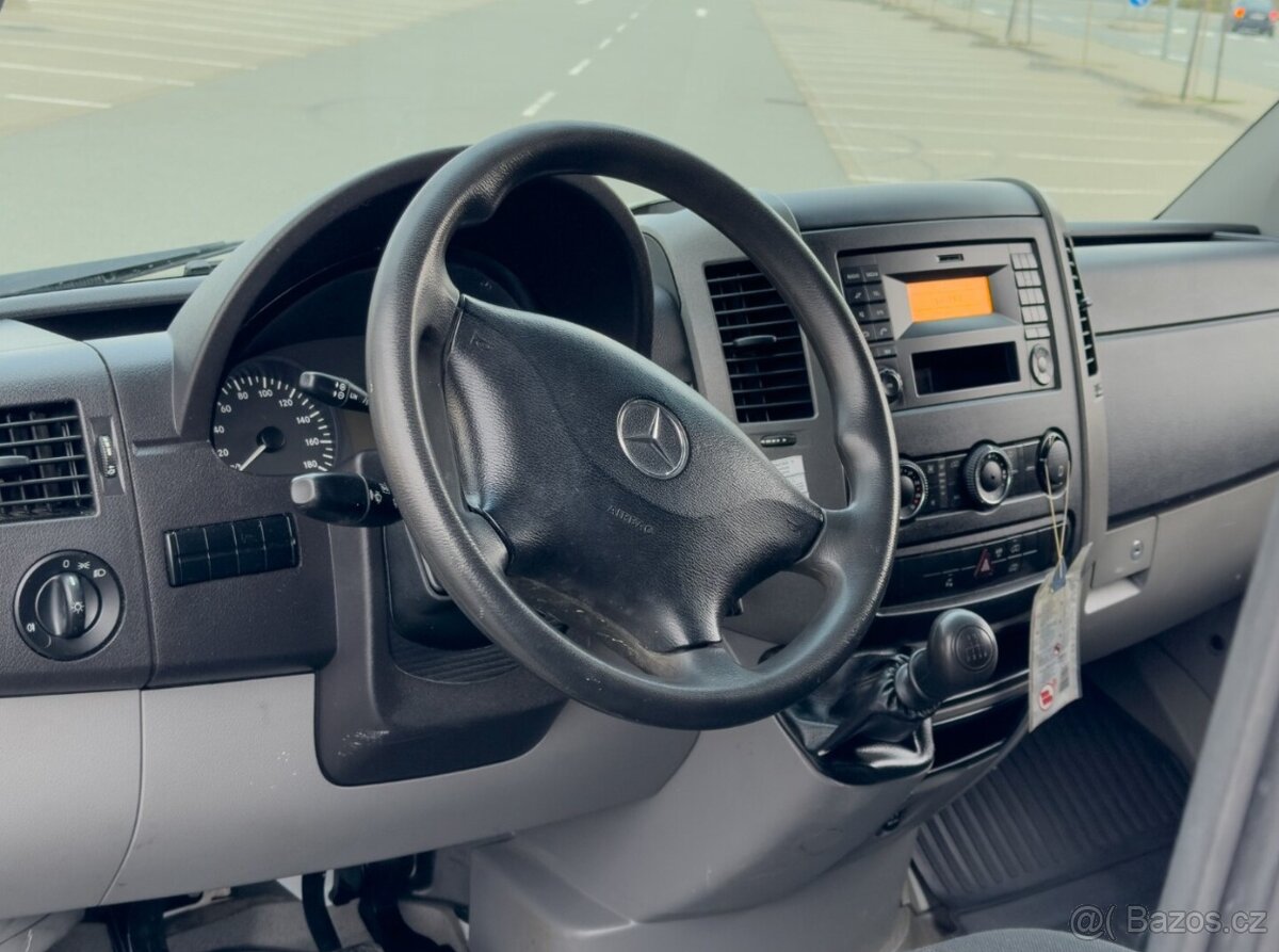 Mercedes Sprinter - 12