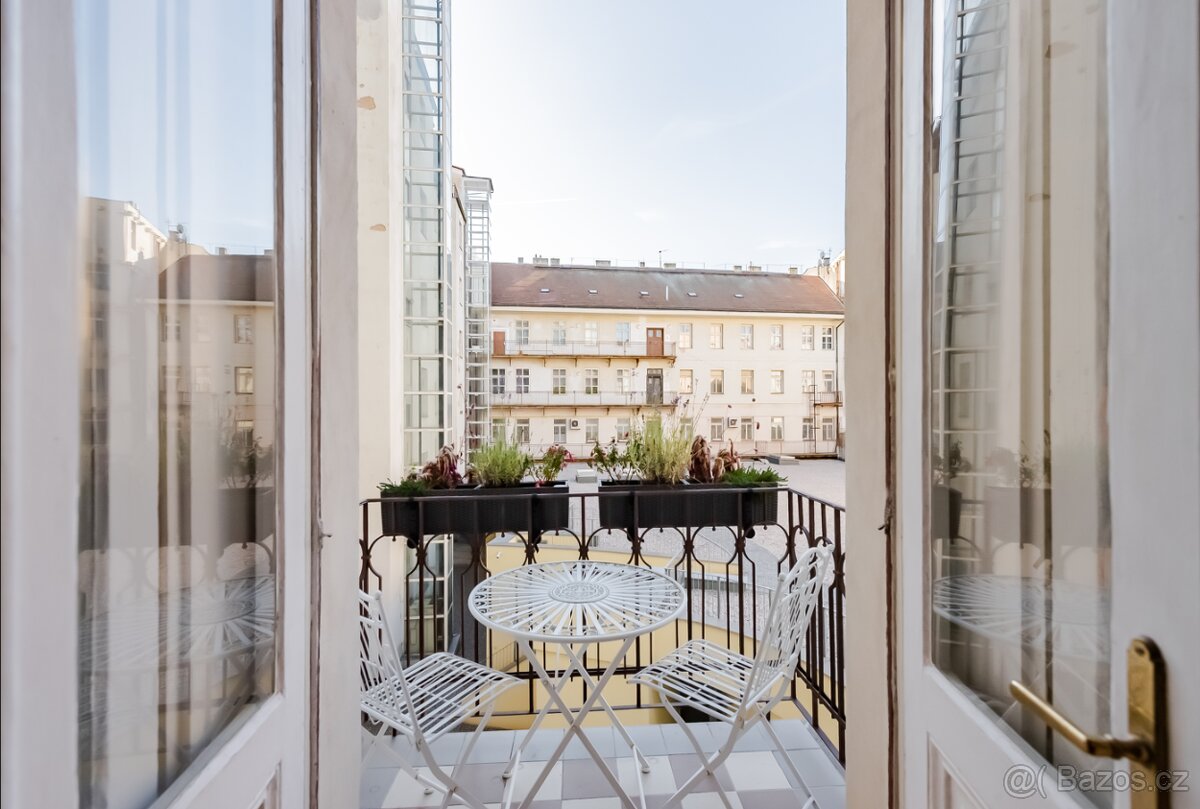 Pronájem bytu 1+1, Praha-1, 45 m² bez realitky - 12