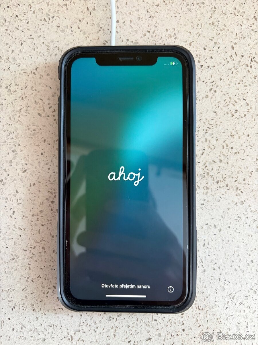 Apple iPhone XR 128GB - 12