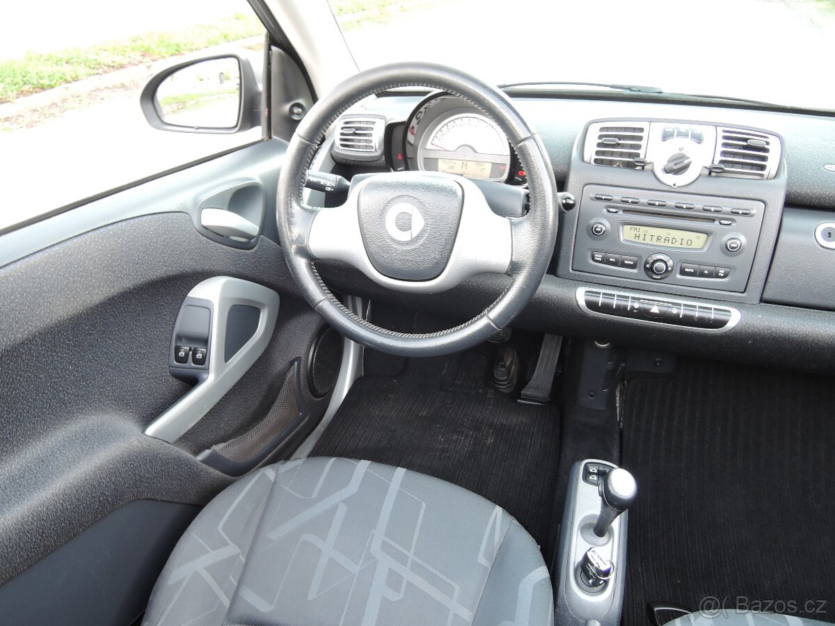 Smart Fortwo 0,8 CDi Aut. Kabrio KLIMA 2010 - 12