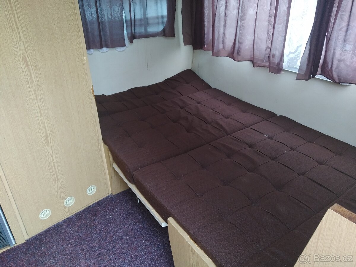 obytný karavan - 12