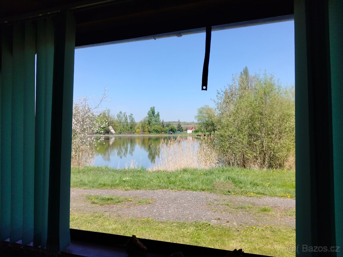 Prodej KARAVANU s Dřevěnou přístavbou . - 12