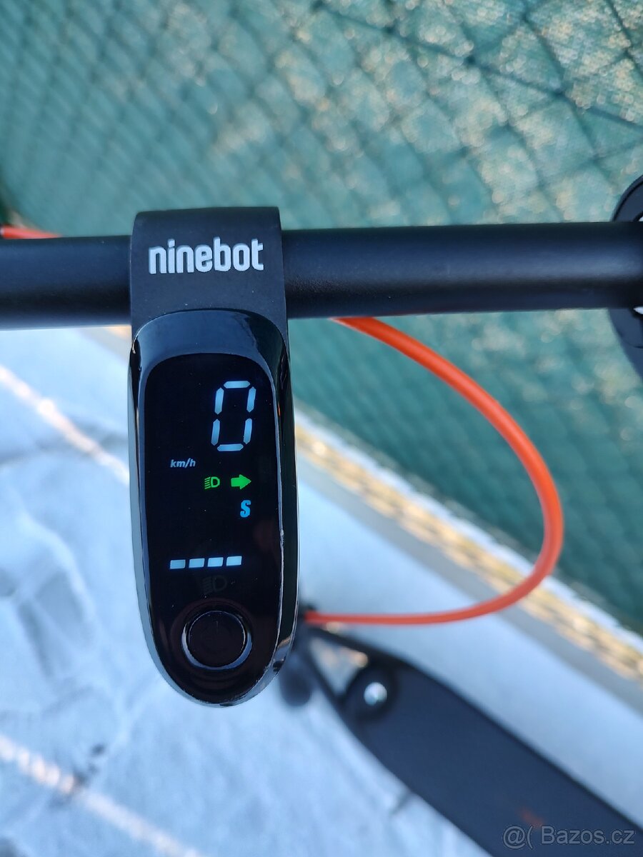 Elektrokoloběžka Segway Ninebot F2 E - 12