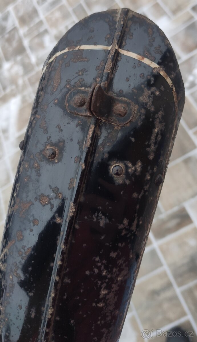 ČZ 98 předválečná - přední blatník - 12