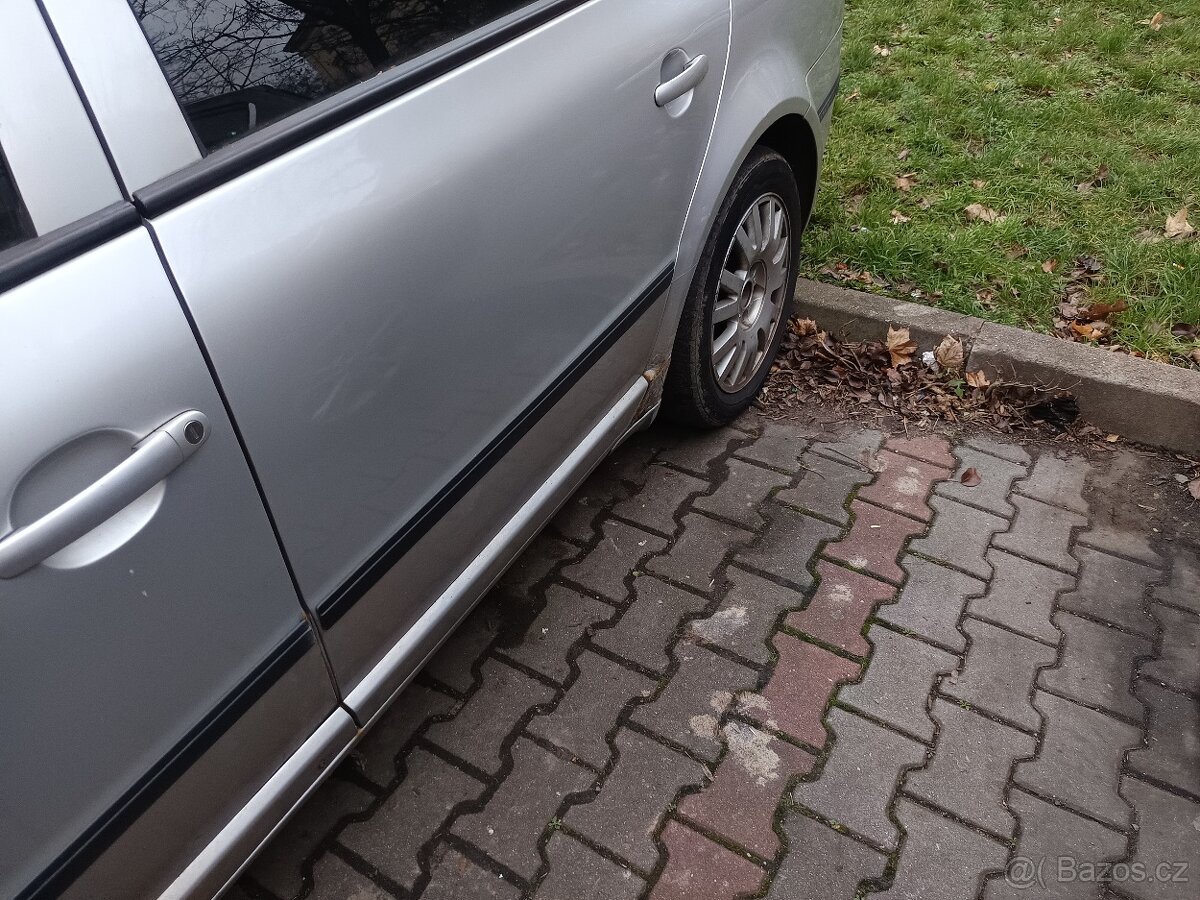 Prodám škoda Superb - 12