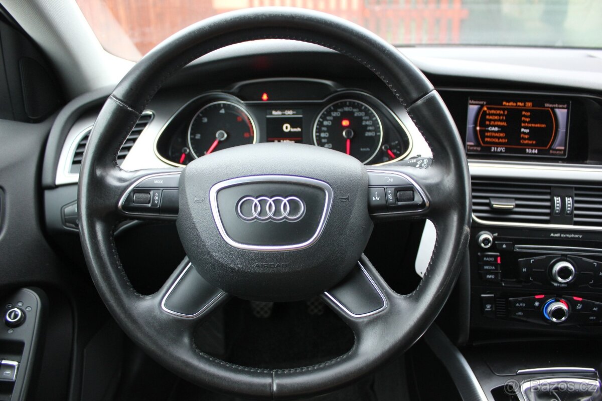Audi A4, 2.0 TDI, Bi-XENON, LED, manuál - 12