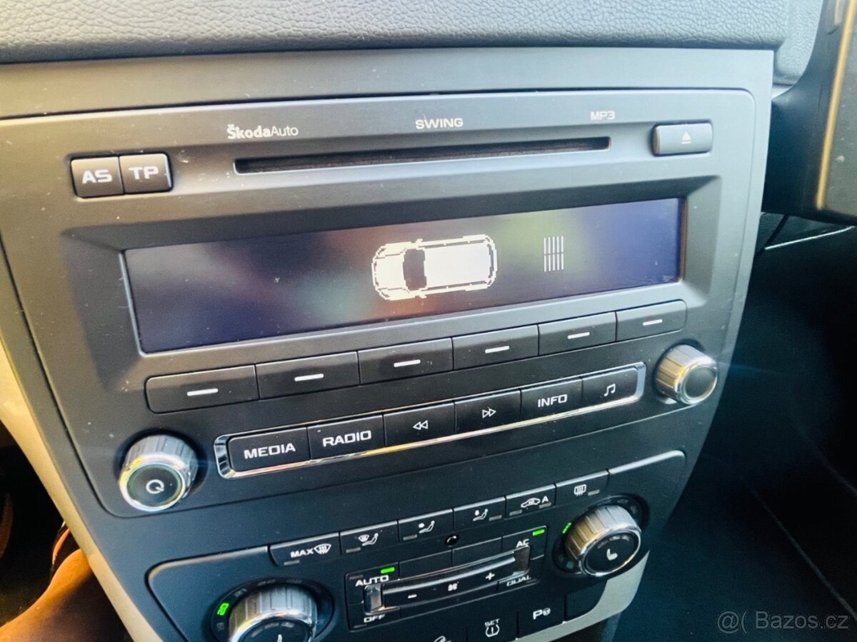 ŠKODA YETI 1.8 TSI 118 kW BENZÍN EXPERIENCE 4x4 KUŽE, TAŽNÉ - 12