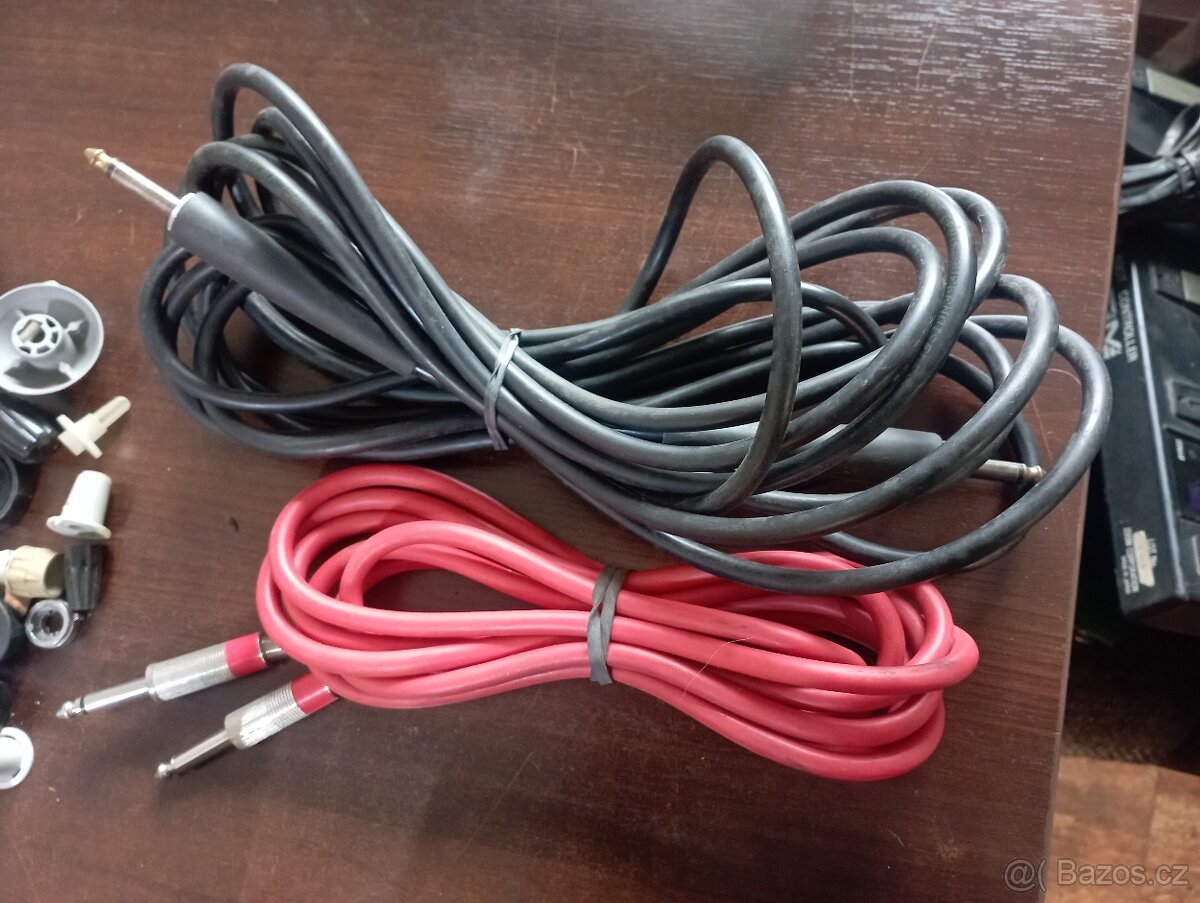 Součástky pro kytaráře atd - 12