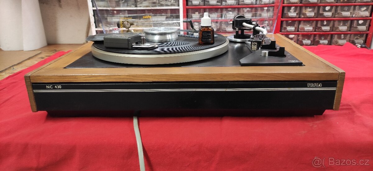 Gramofon Tesla NC 430 - 12