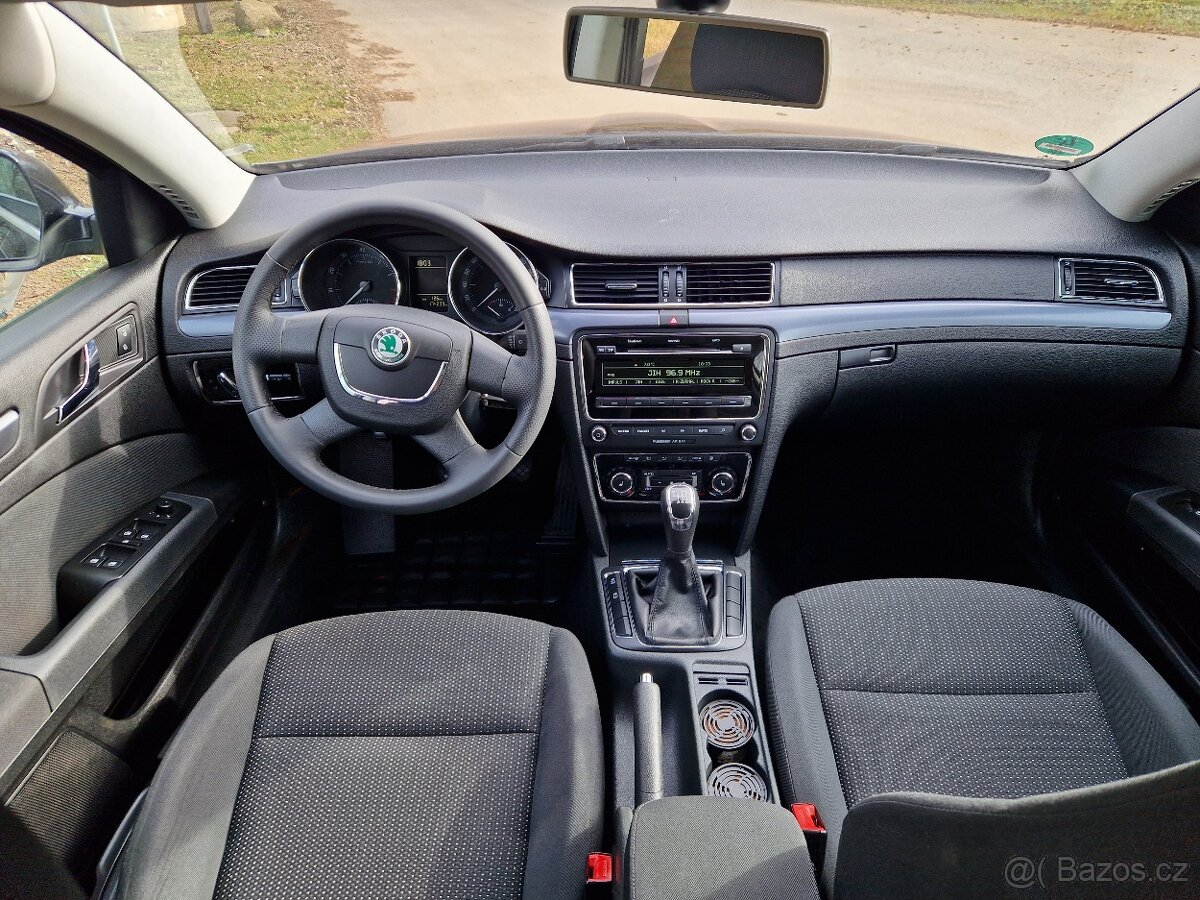 Škoda Superb 2 1,4 TSI, 92 KW xenony, vyhř. sed. - 12
