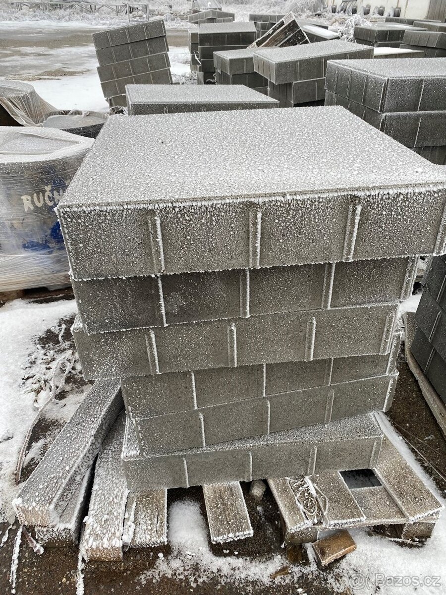 Betonová dlažba velkoplošná - 12