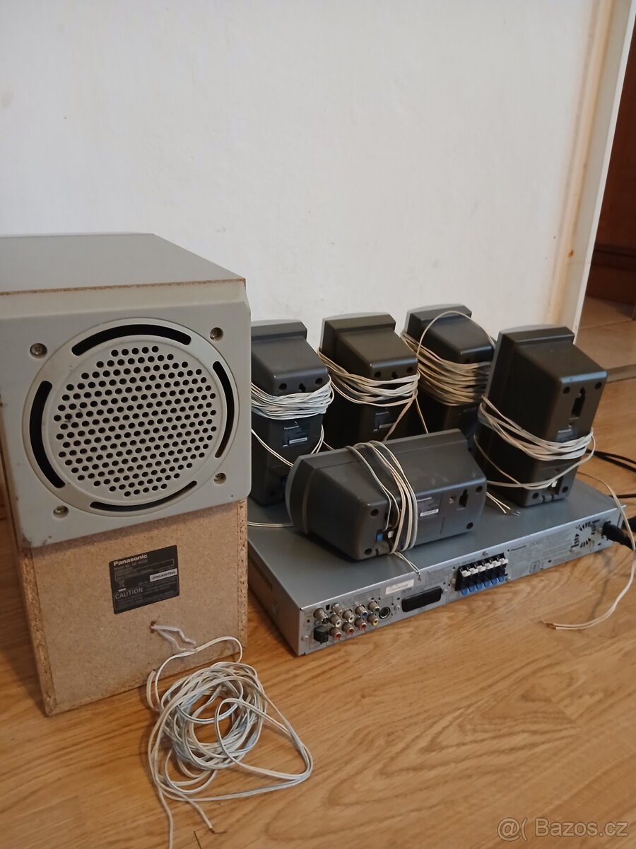 DOMÁCÍ KINO ZN. PANASONIC 220 V. - 12