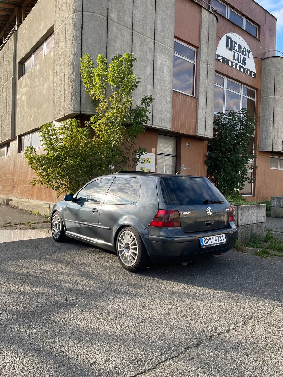 Golf 4 GTI 1.8T 110kW 3dv - 12
