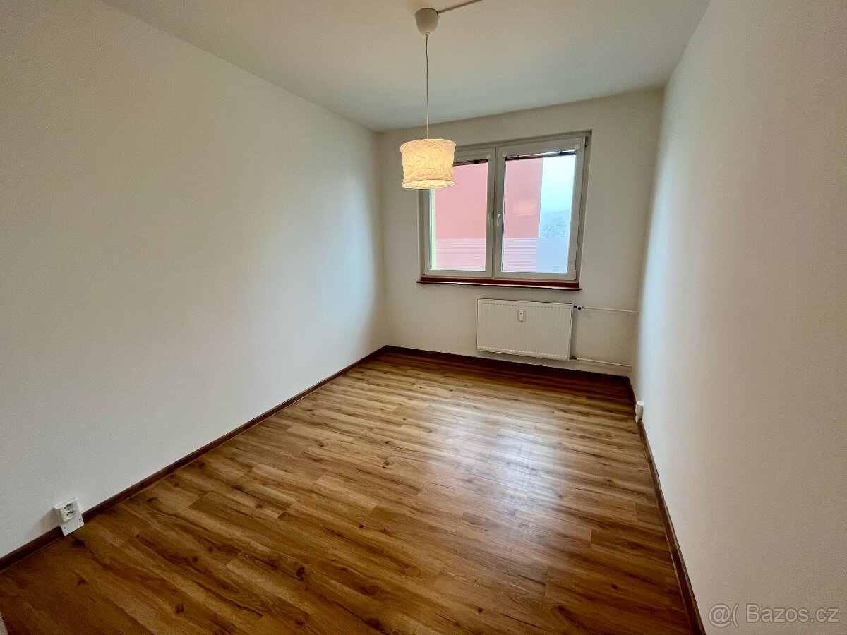 Prodej prosvětleného bytu 2+1 57m² - Lužická - 12