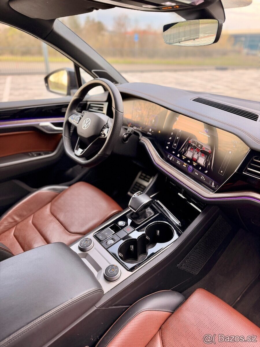 VW Touareg 4.0 TDI V8 - 12