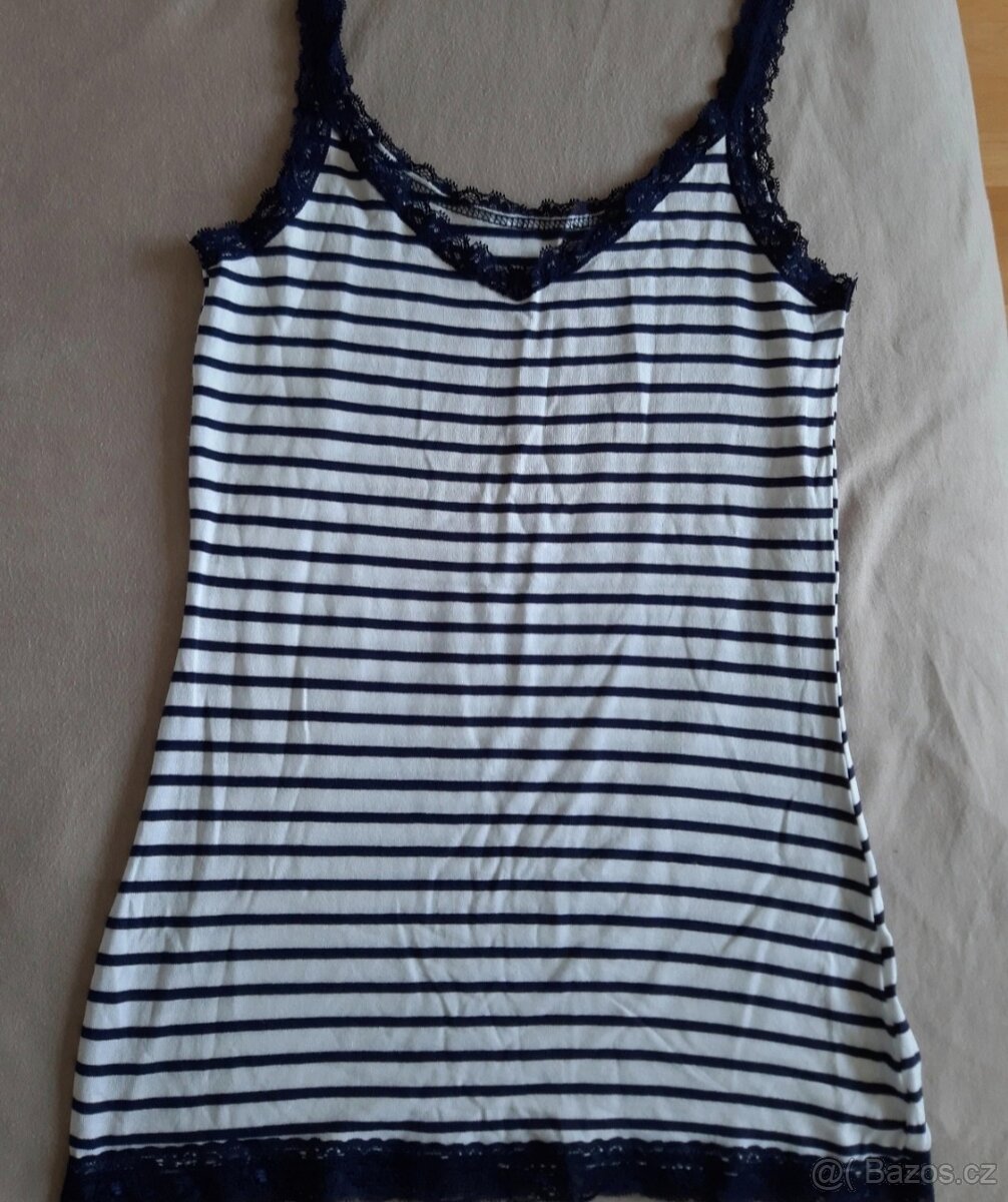 Nová trička vel. XS/S - 12