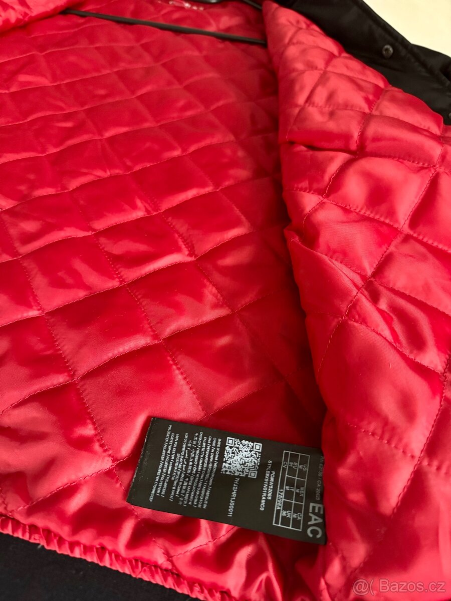 Značková bunda Guess M TOP - 12