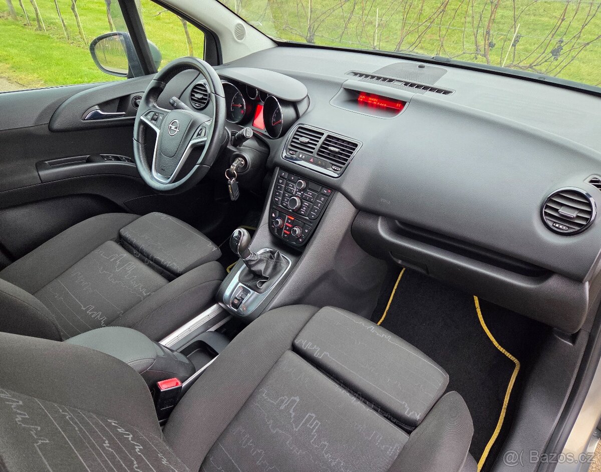 Opel Meriva 1.4 16V 88KW/120 koní R.V 07/2010 - 12