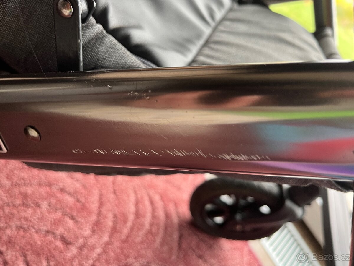 Kočárek trojkombinace + isofix - 12