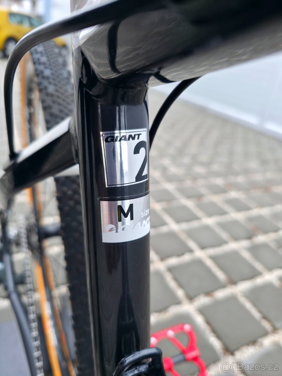 Elektrický gravel Giant Road E+ - 12