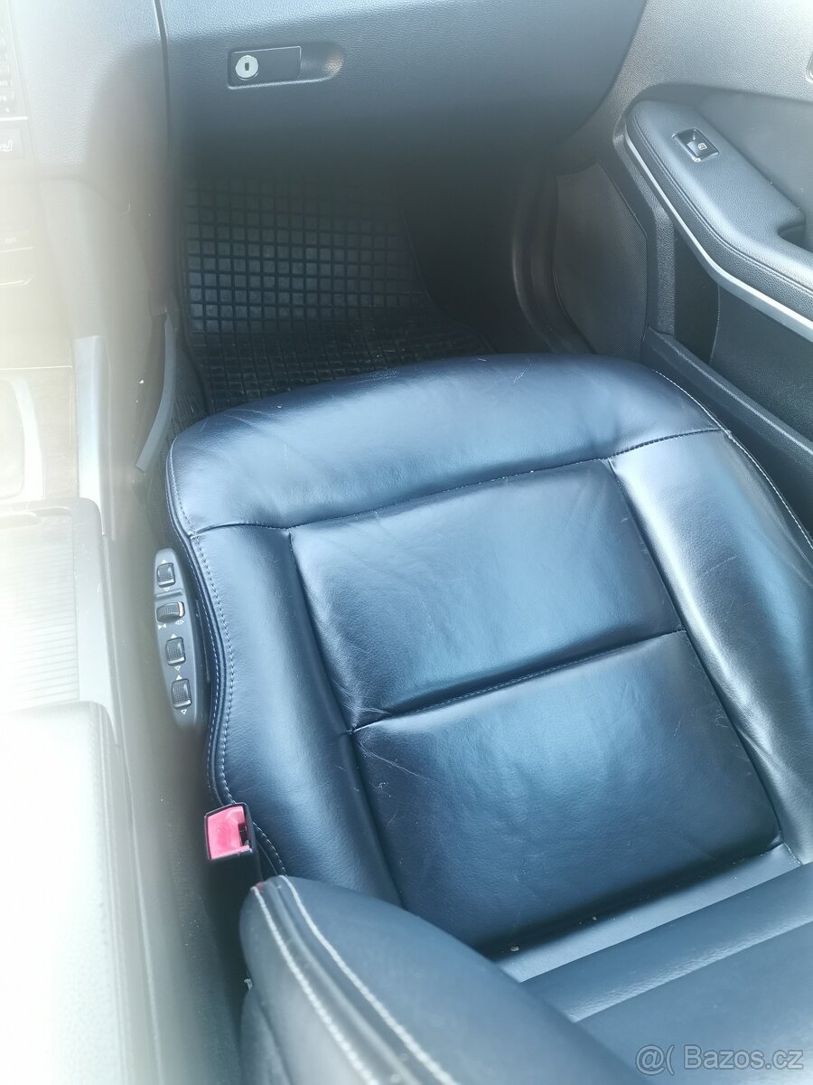 Mercedes E200 CDI - 12